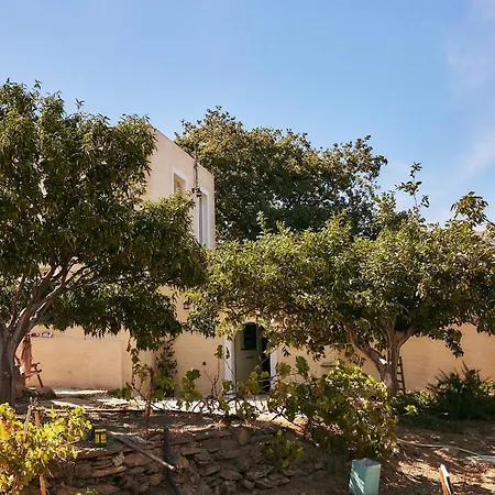 Oak Farm Traditional Family House Tatil Evi Ménites